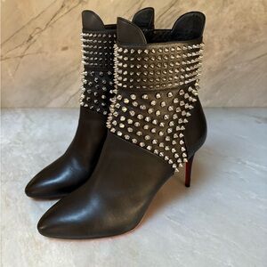 Christian Louboutin sz 39 ankle boots